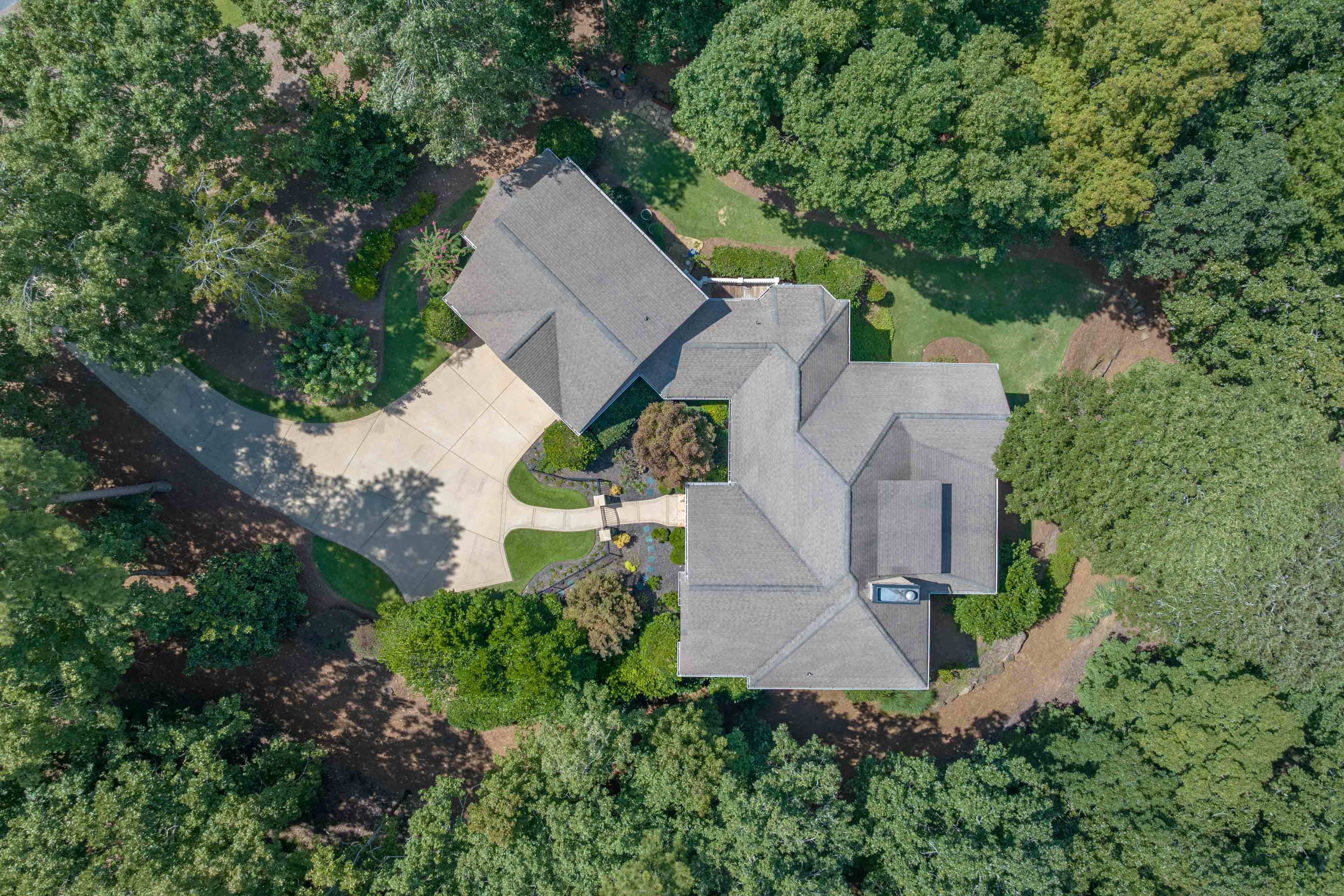 1050 Dejarnet Place image 54